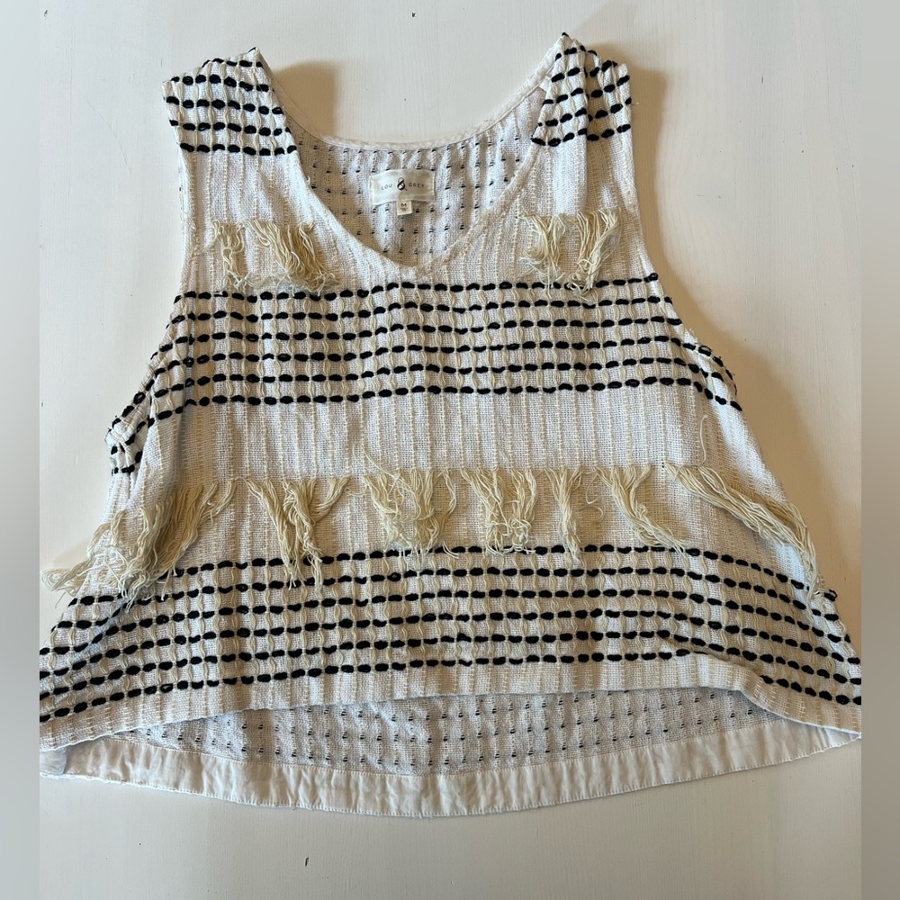 3/$15 🌺 Lou & grey crop top